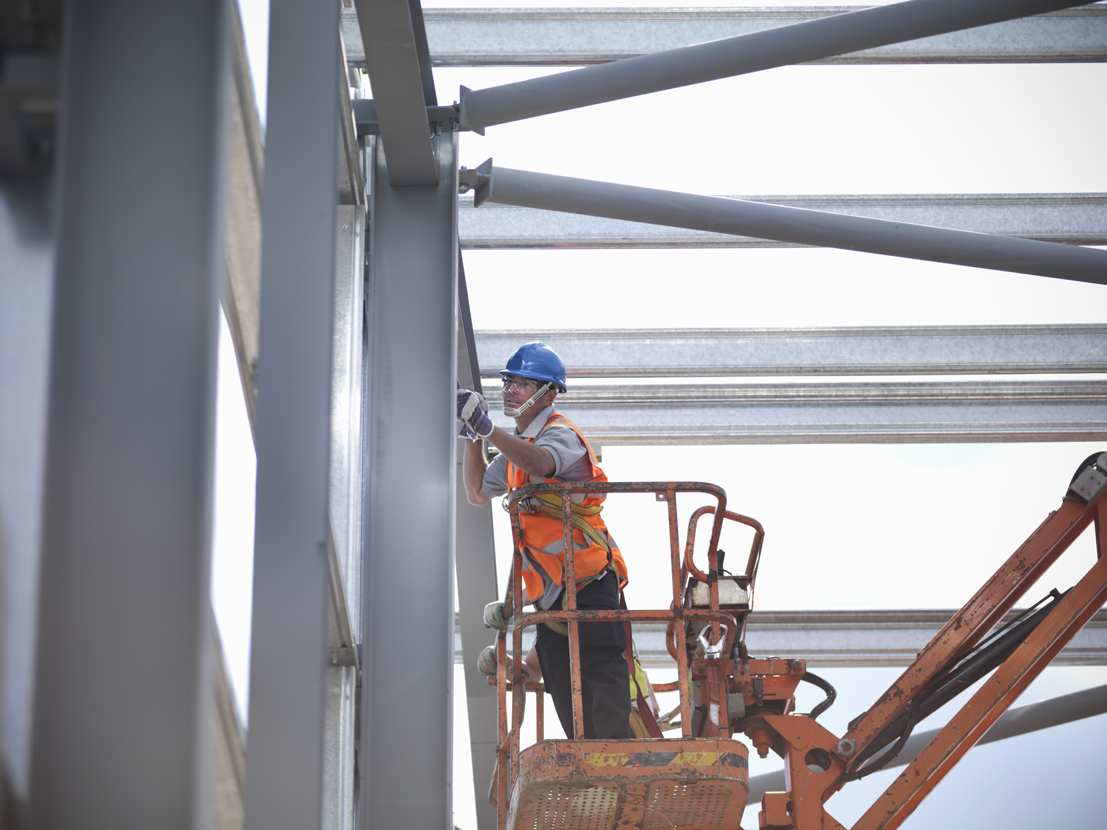 chantier-batiment-travaux-assurance-professionnel-allianz-maroc